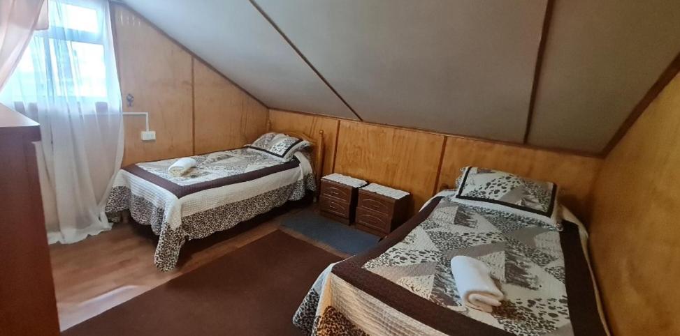 Hostal Beagle Hotel Puerto Williams Bagian luar foto